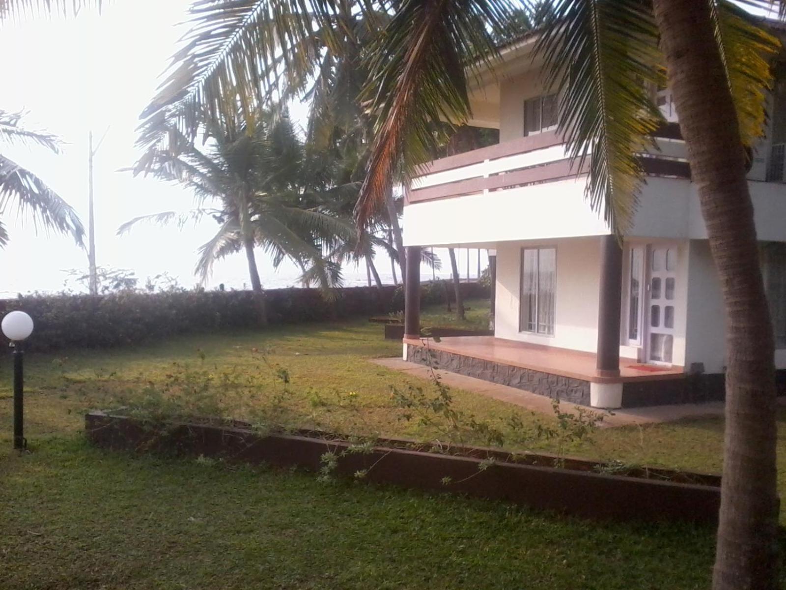Kappad Beach Resort Chemancheri Extérieur photo