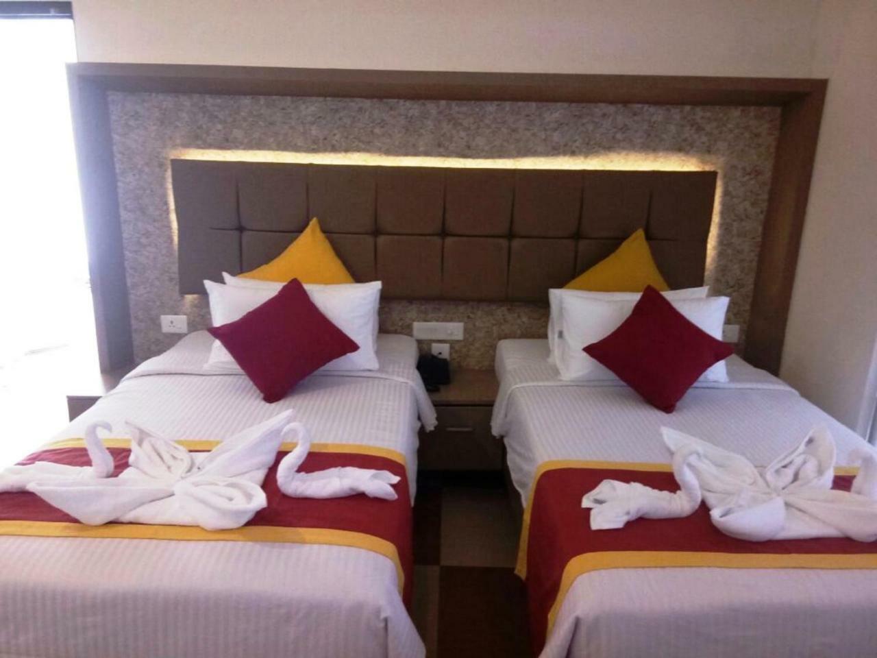 Kappad Beach Resort Chemancheri Extérieur photo
