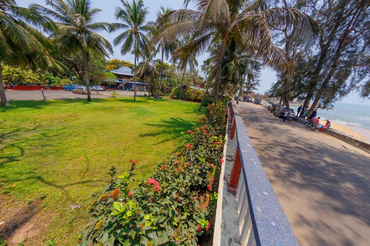 Kappad Beach Resort Chemancheri Extérieur photo